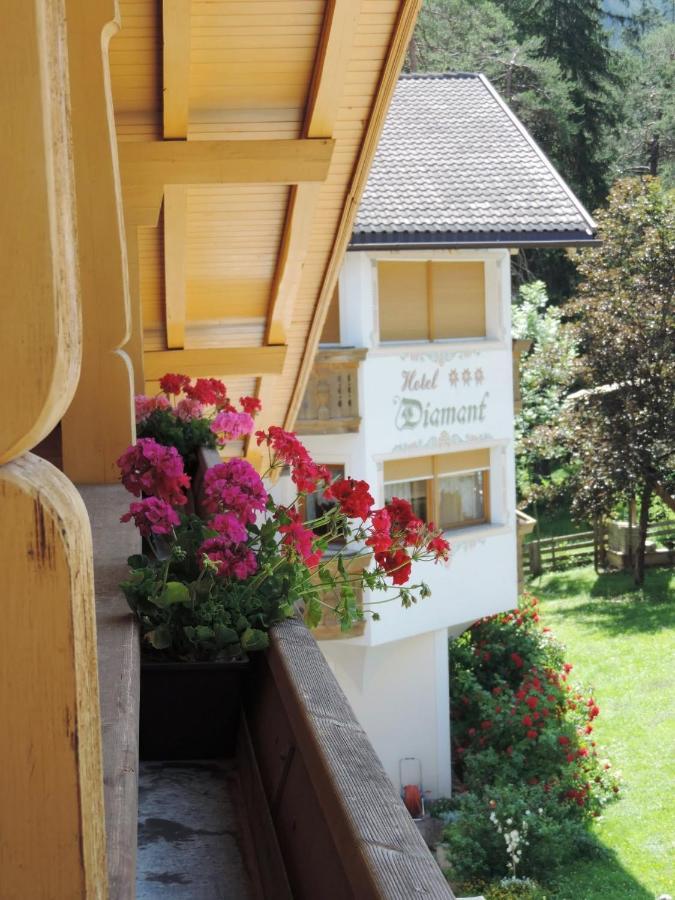 Chalet Hotel Diamant San Martino in Badia Zewnętrze zdjęcie