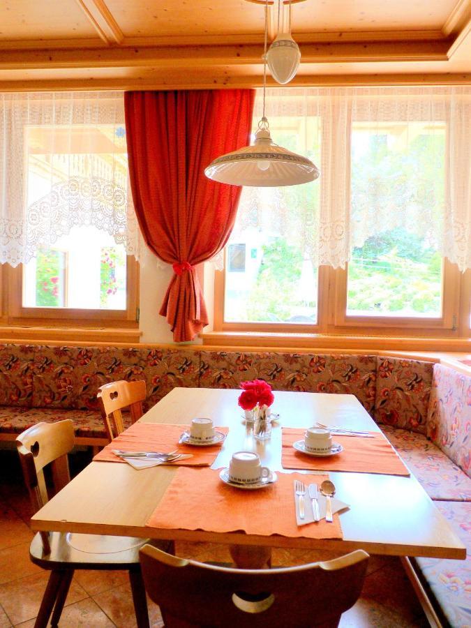 Chalet Hotel Diamant San Martino in Badia Zewnętrze zdjęcie