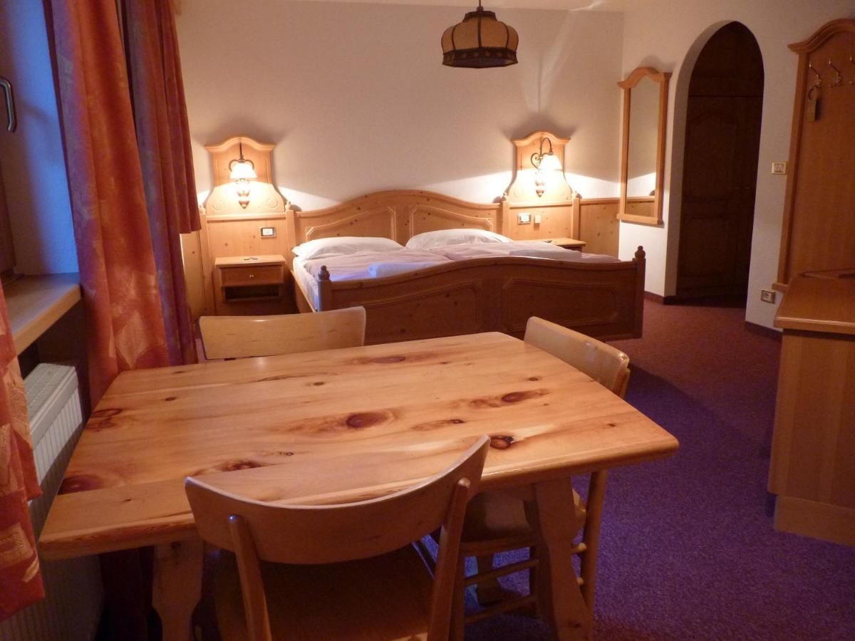 Chalet Hotel Diamant San Martino in Badia Pokój zdjęcie